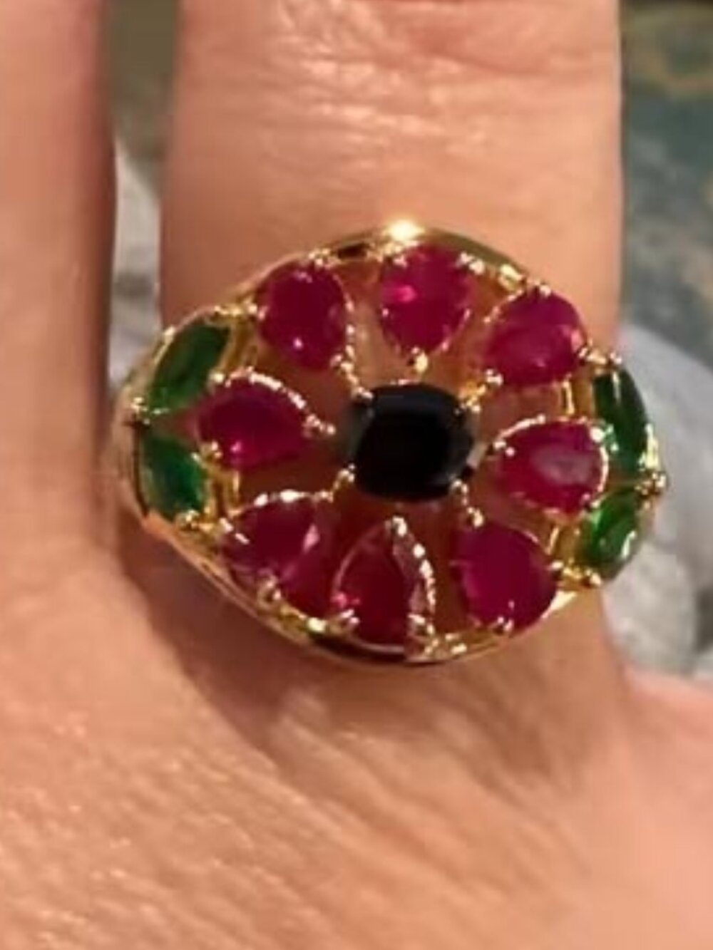 14K GOLDPLATE RED RUBY AND EMERALD GREEN CZ ELEGANT SIZE 7 RING N - Picture 3 of 3